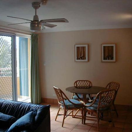 גולד קוסט Palm Beach Holiday Resort חדר תמונה